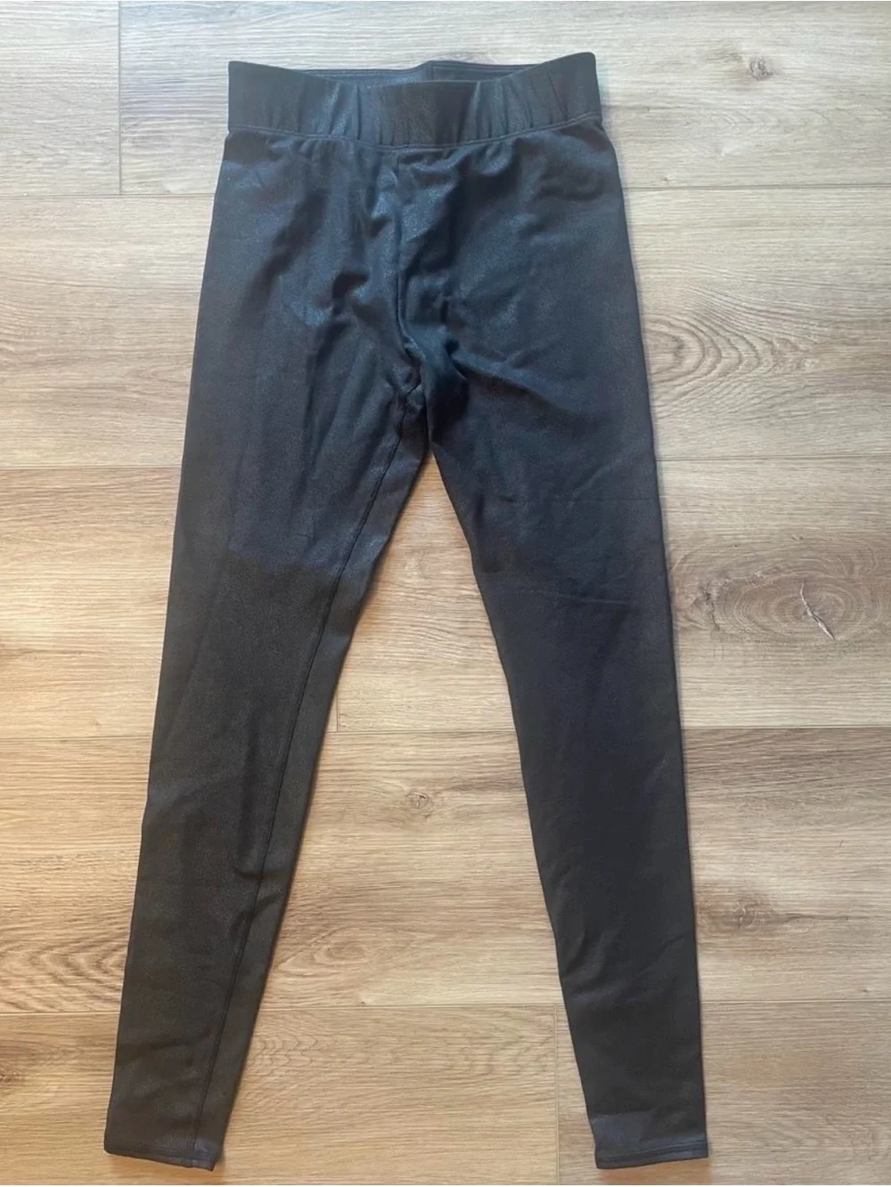 ALO Yoga stretchy fabric